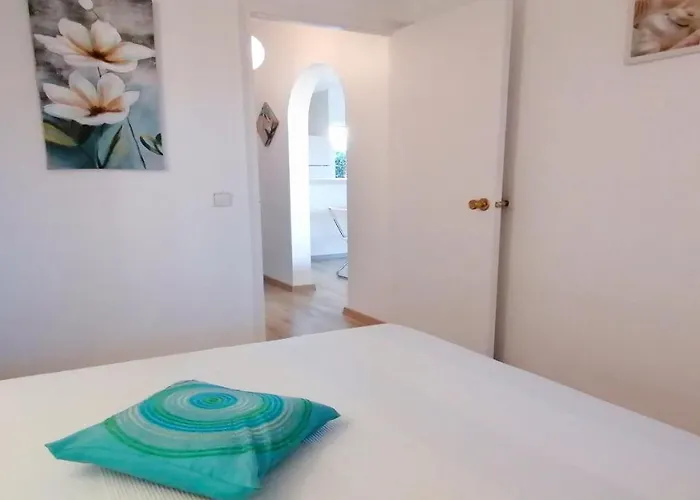 Lejlighed Vacay Ibiza, Piscina Y Relax! En La Costa Brava, L'escala! *